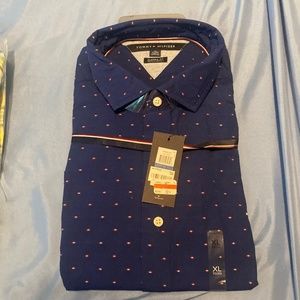 Tommy Hilfiger Classic Fit Buttoned down